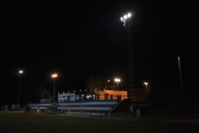El PSOE exige al Ayuntamiento la reposición de las luminarias de los distintos campos de fútbol del municipio