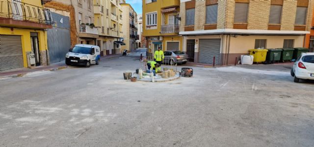El Ayuntamiento de Lorca inicia la remodelación de la Plaza Alcolea para seguir renovando el barrio de la Ramblilla de San Lázaro