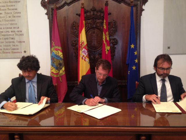 Fomento refuerza su compromiso con la reconstrucción de Lorca mediante la firma de una modificación del convenio para la regeneración y renovación de área urbana
