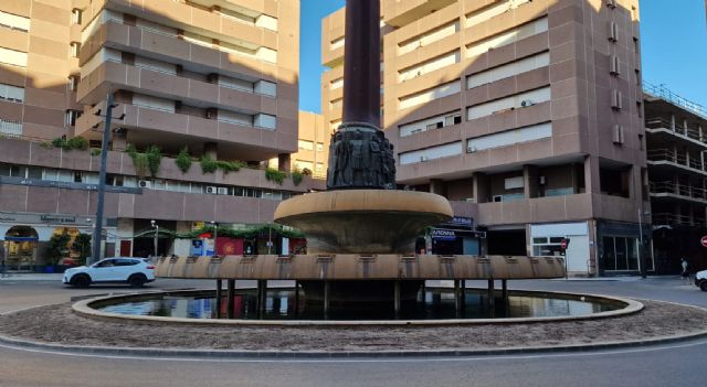 El PSOE solicita la reposición de los 50 maceteros colgantes para el embelleciendo las calles y plazas de Lorca