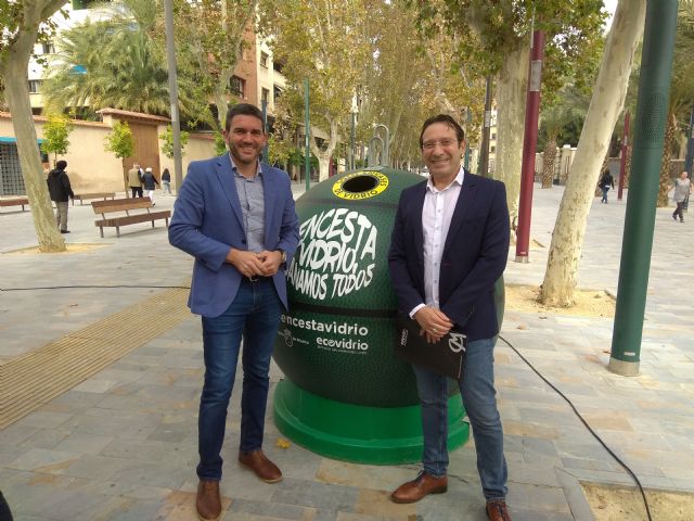 Lorca compite con 11 municipios en la campaña 'Encesta vidrio, ganamos todos' de Ecovidrio para fomentar el reciclaje a través del deporte