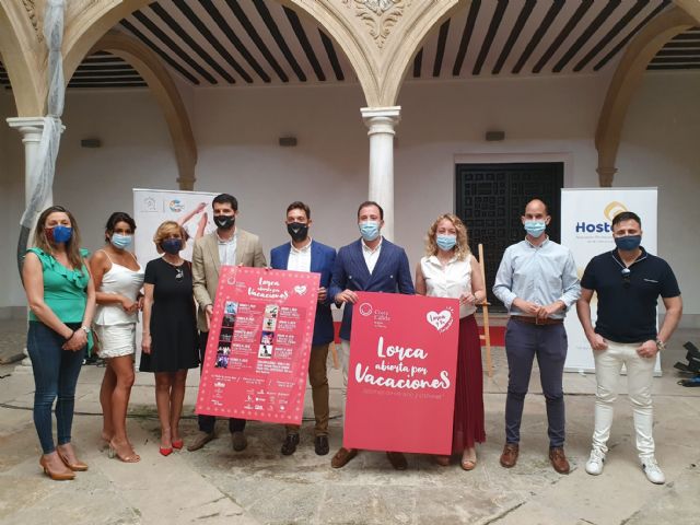 El Ayuntamiento de Lorca colabora con Hostelor en la iniciativa 'Noches de verano y cabaret'