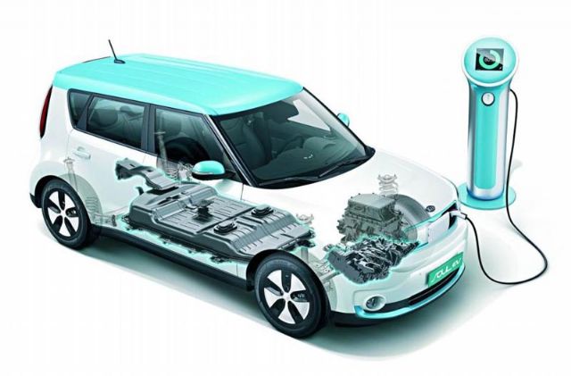 IU-Verdes pide al Ayuntamiento que promueva la compra de vehículos eléctricos para luchar contra la contaminación